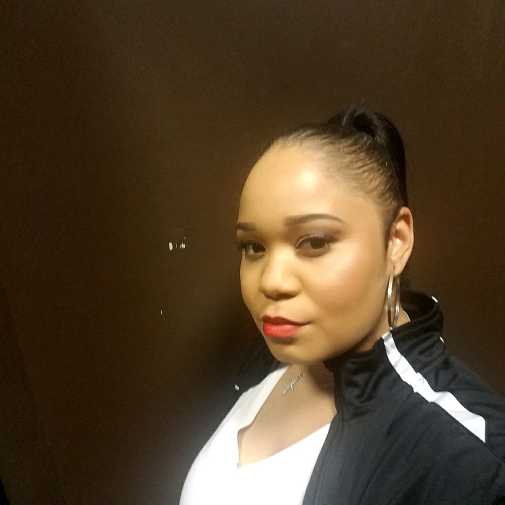 Meet your Posher, Erica